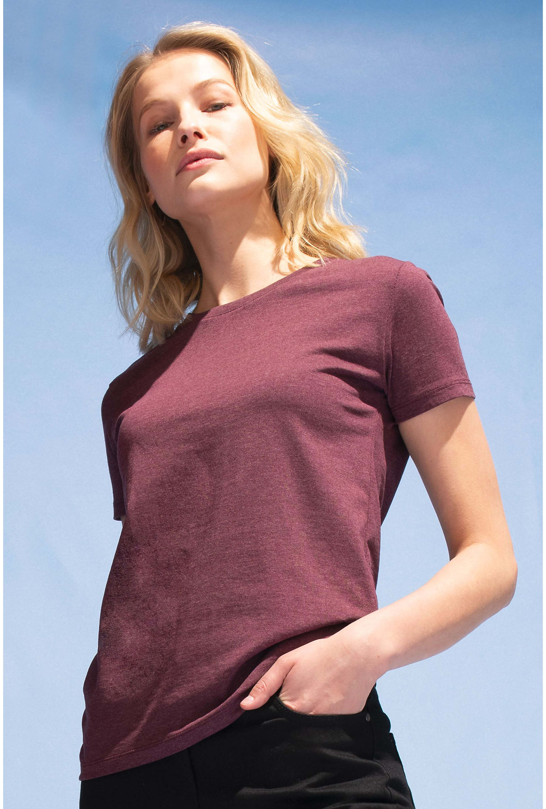 IMPERIAL FIT WOMEN - Camiseta Ajustada de Mujer con Cuello Redondo
